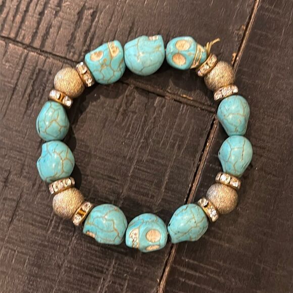 Skull Stone Turquoise Rhinestone Stretch Bracelet​ - Picture 1 of 5